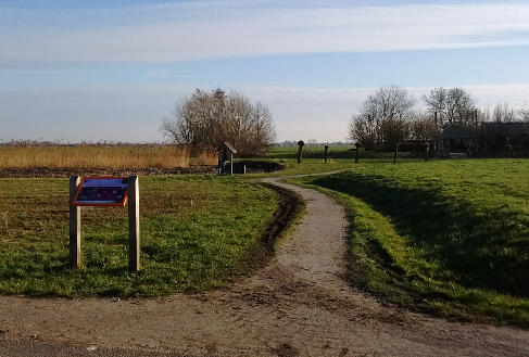 Weiland met vlinderbord Zoeterwoude